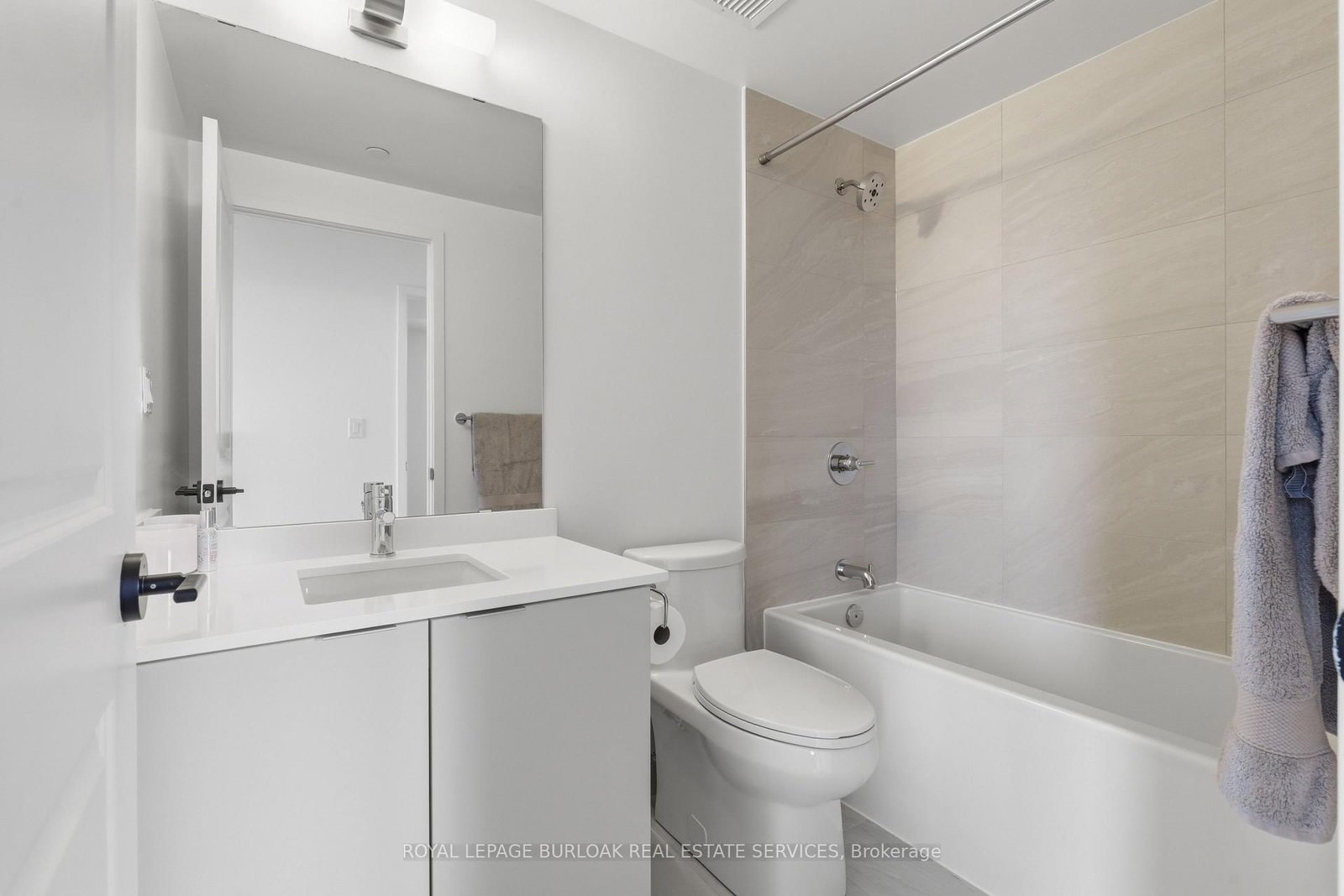 2075 Lakeshore Road, Unit 609 - Photo 12