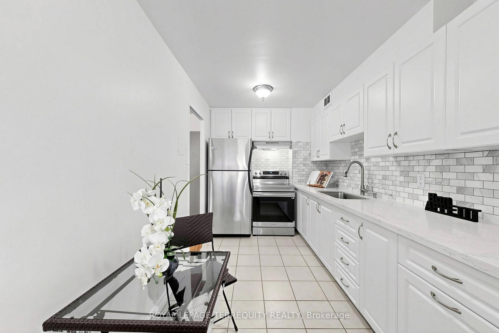 455 Sentinel Road, Unit 1410 - Photo 17