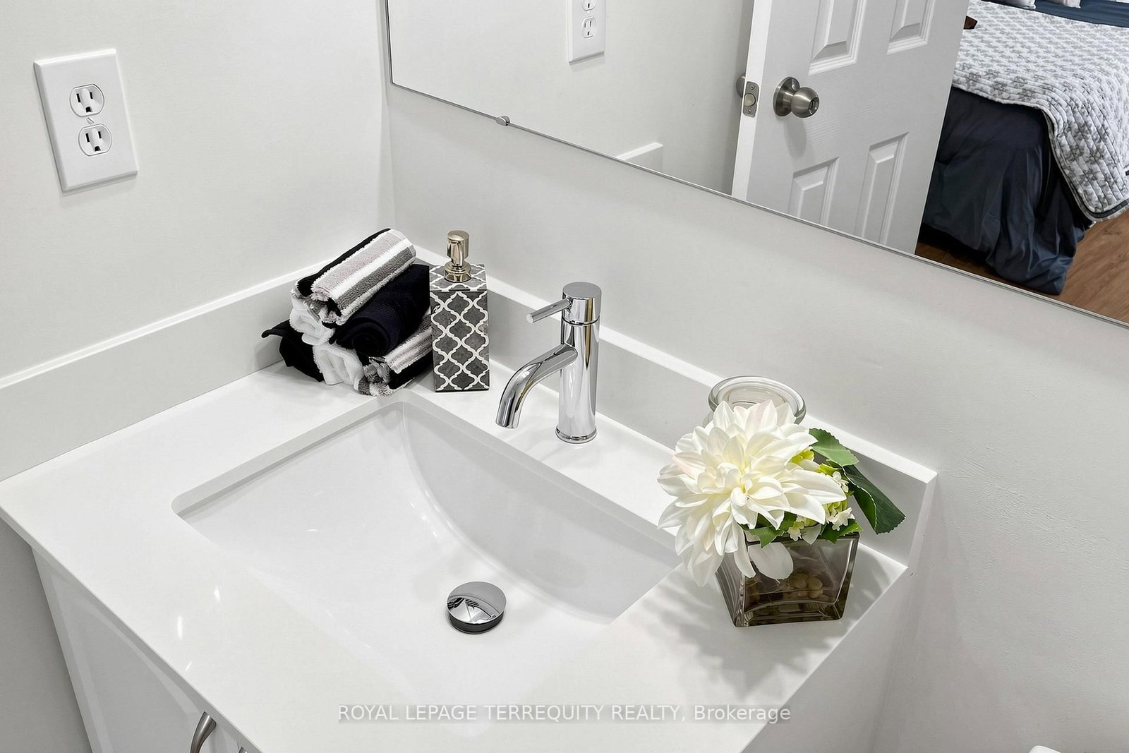 455 Sentinel Road, Unit 1410 - Photo 33