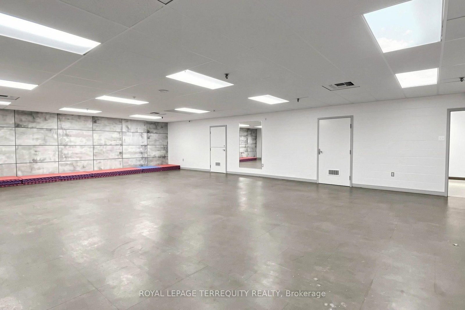 455 Sentinel Road, Unit 1410 - Photo 47