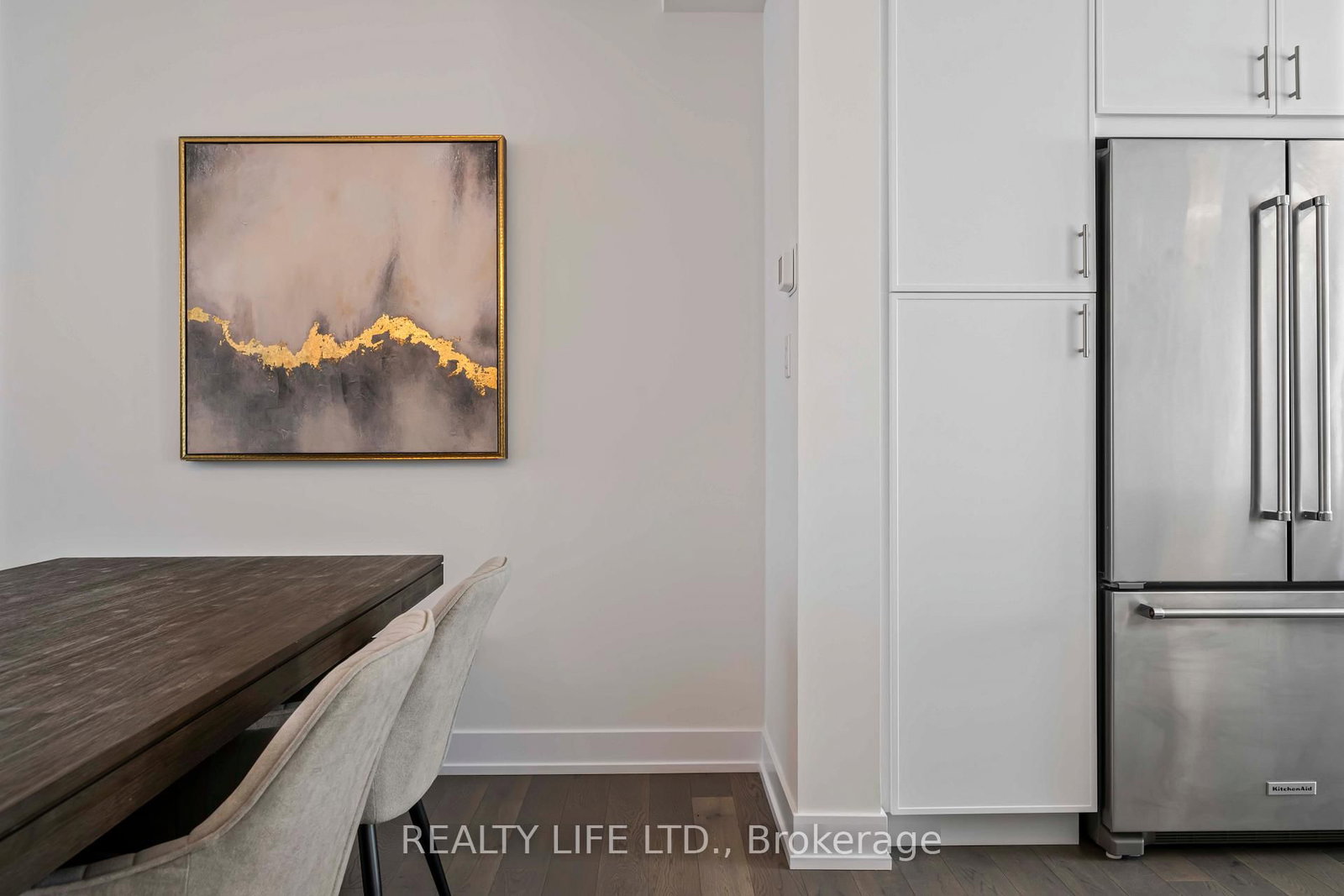 2273 Turnberry Road, Unit 6 - Photo 11