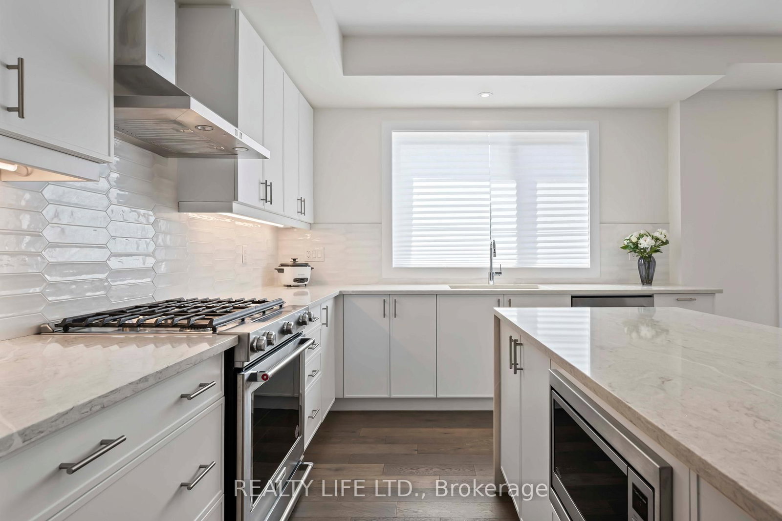 2273 Turnberry Road, Unit 6 - Photo 21