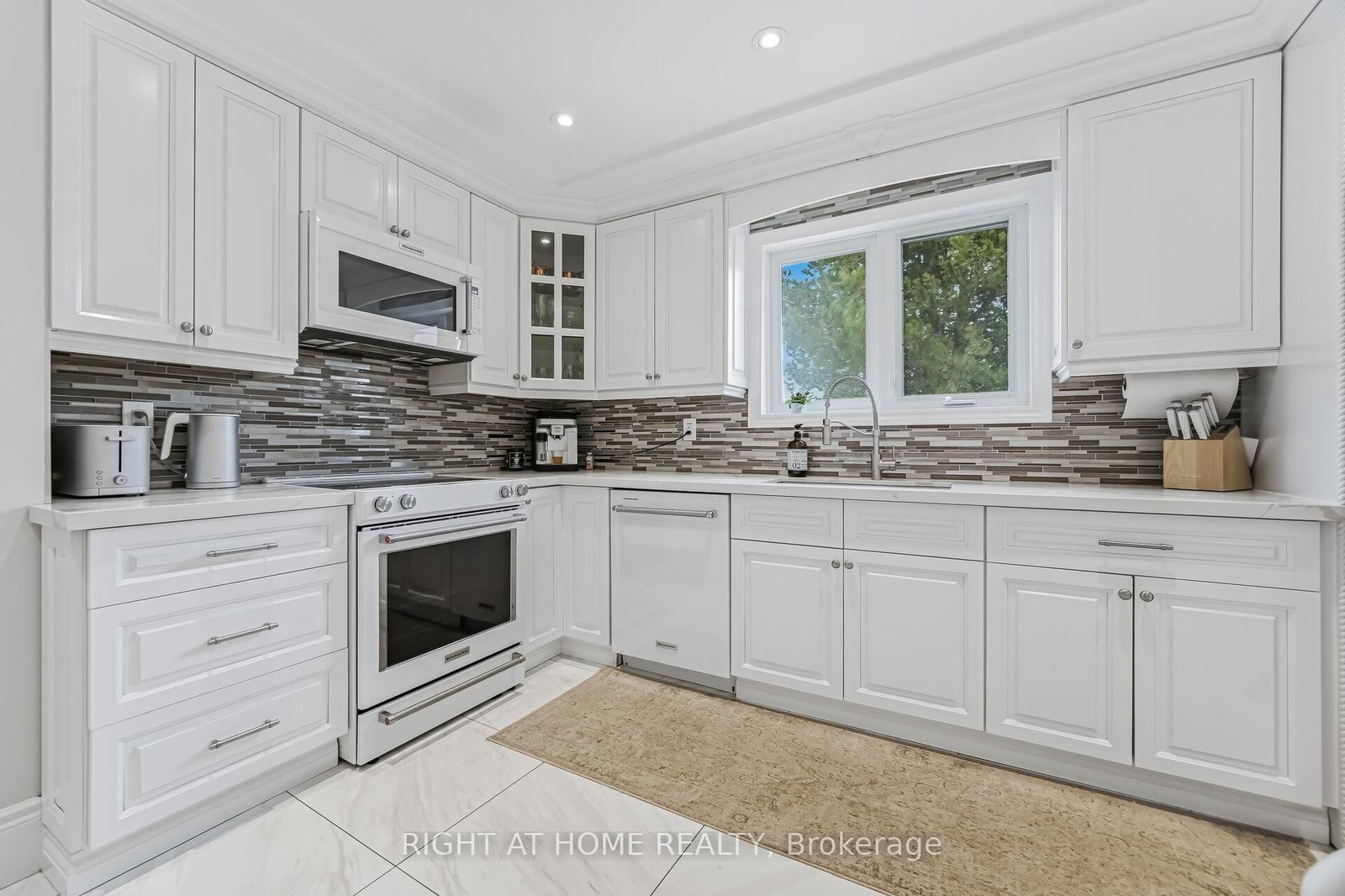 909 Lovingston Crescent - Photo 15