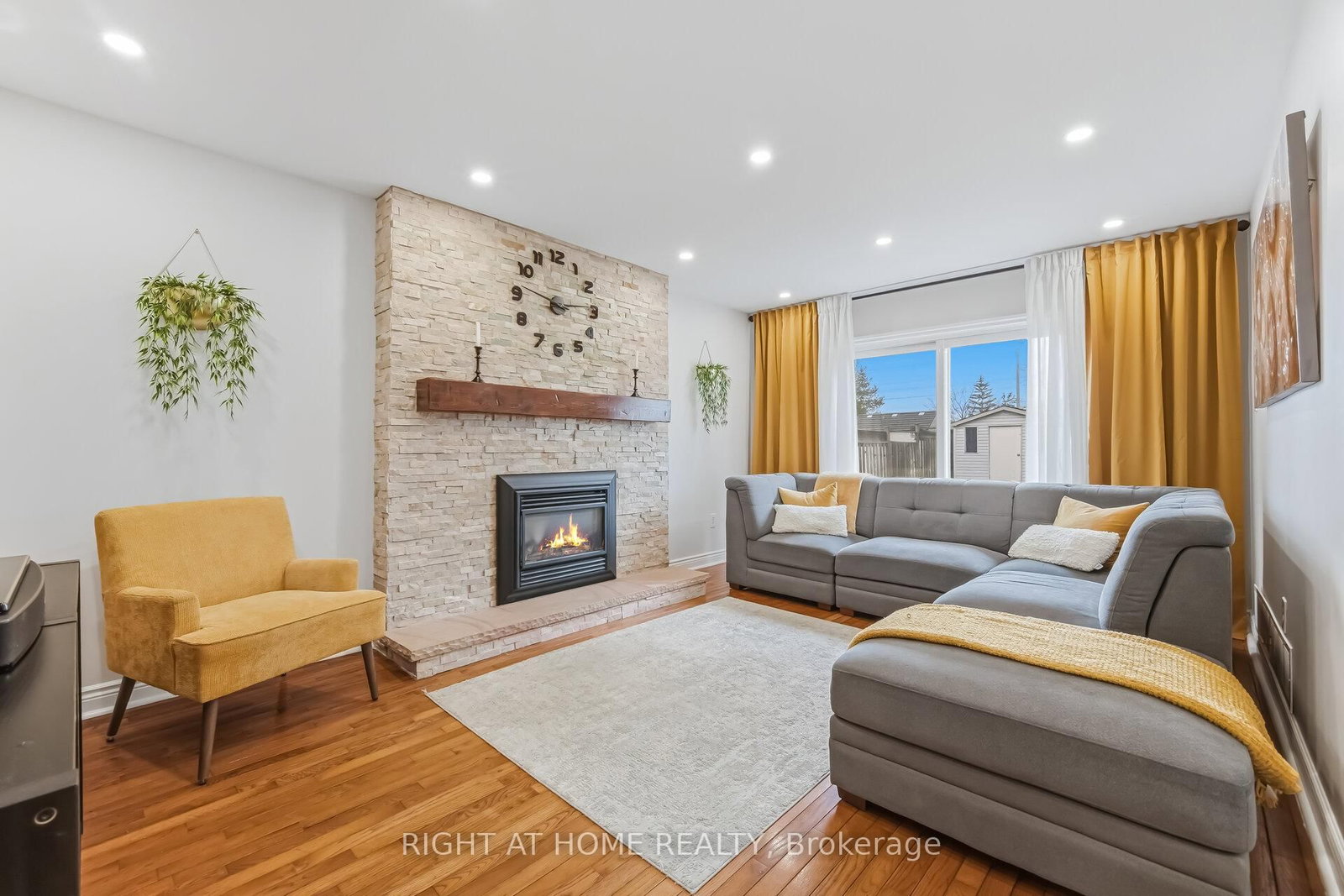 909 Lovingston Crescent - Photo 19