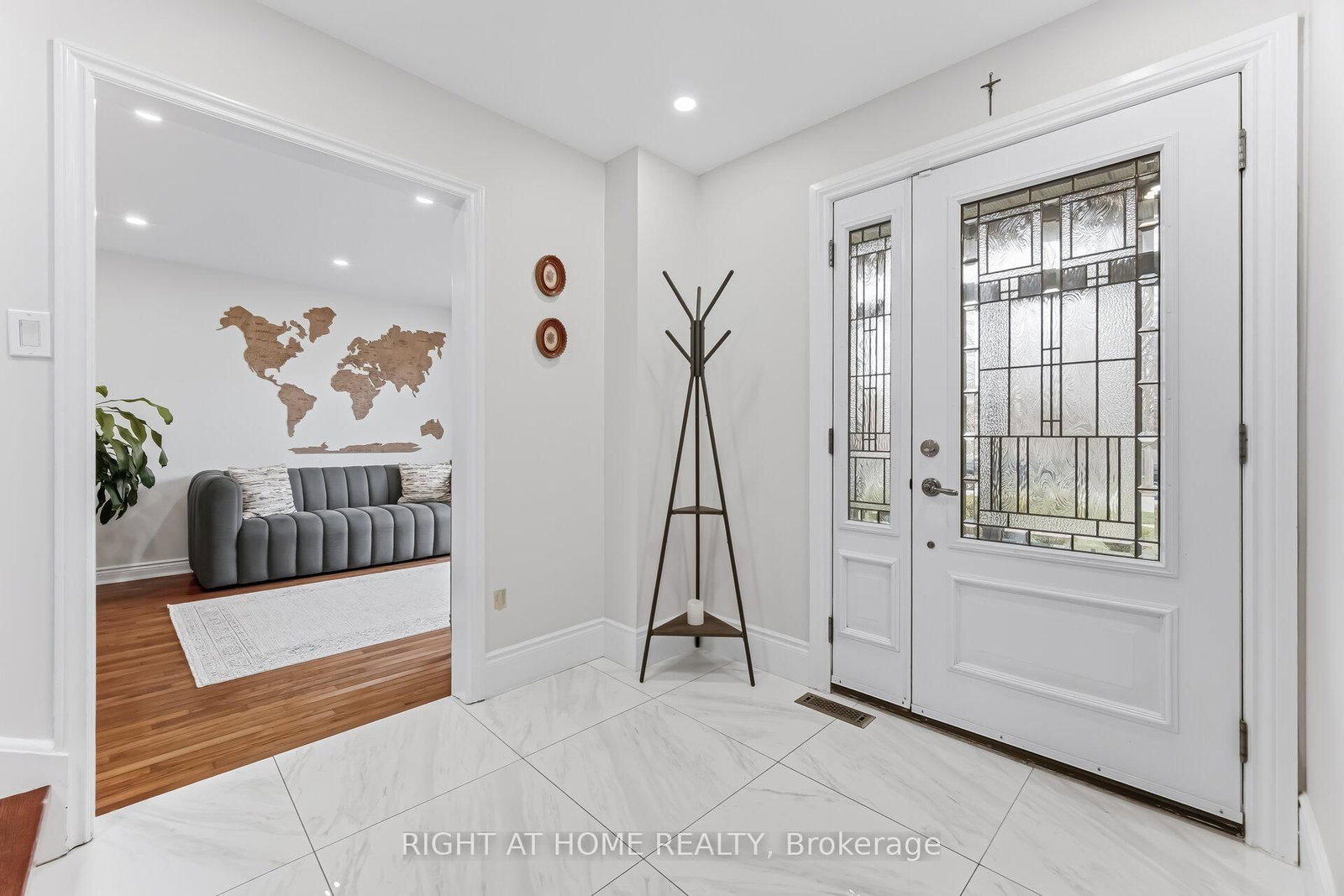 909 Lovingston Crescent - Photo 7