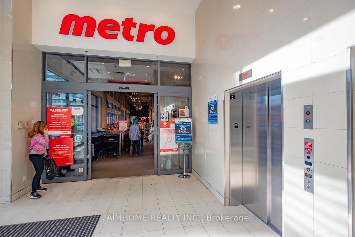 2212 Lakeshore Boulevard W, Unit 304 - Photo 12