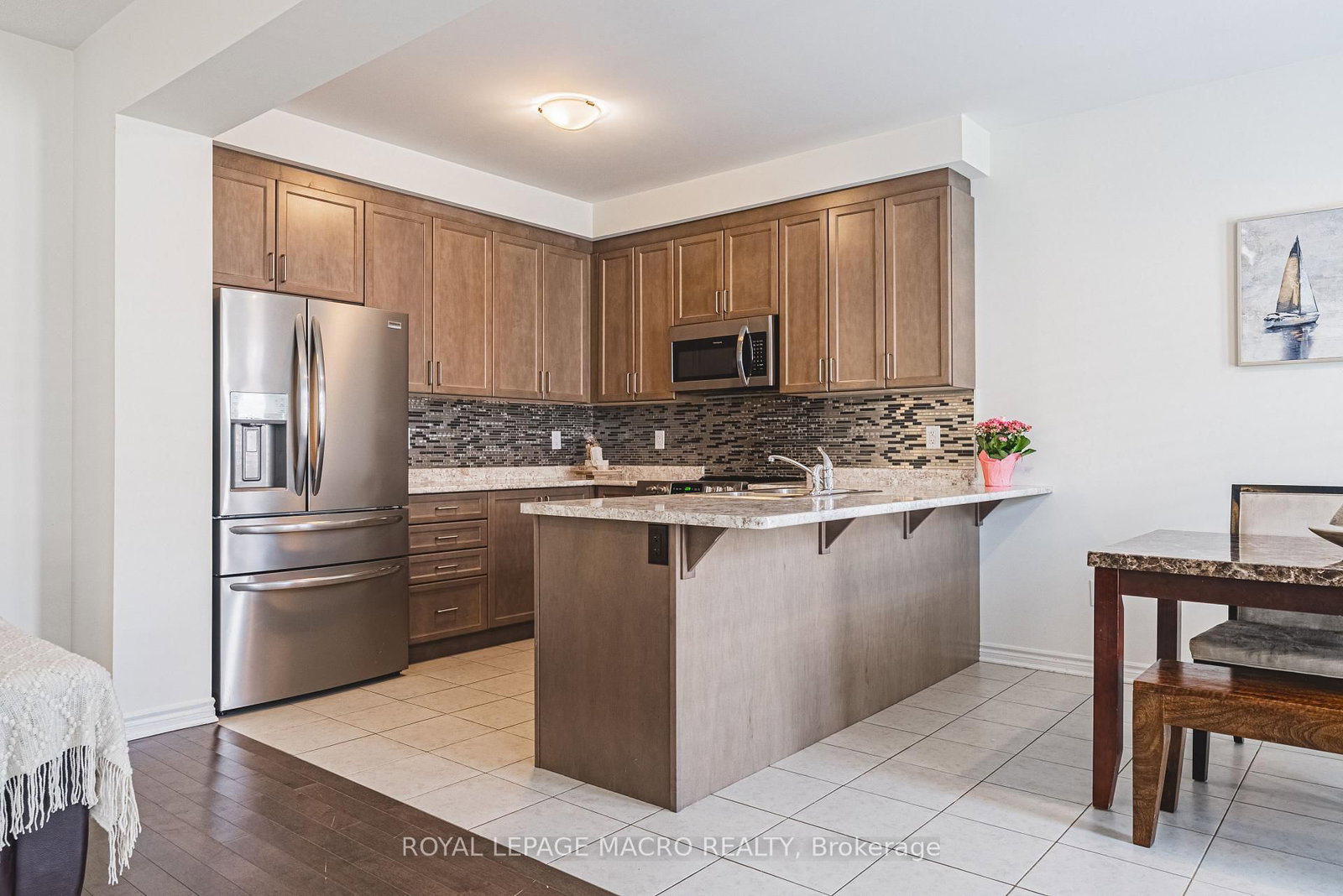 728 Kennedy Circle W - Photo 16