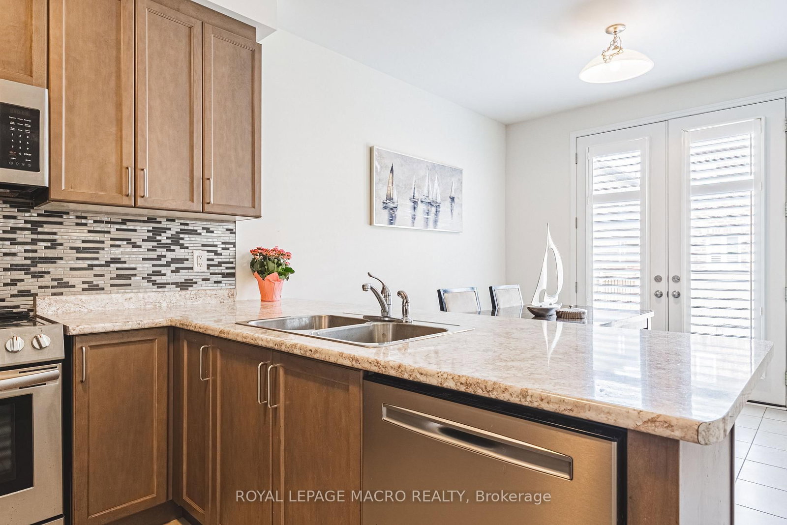 728 Kennedy Circle W - Photo 21