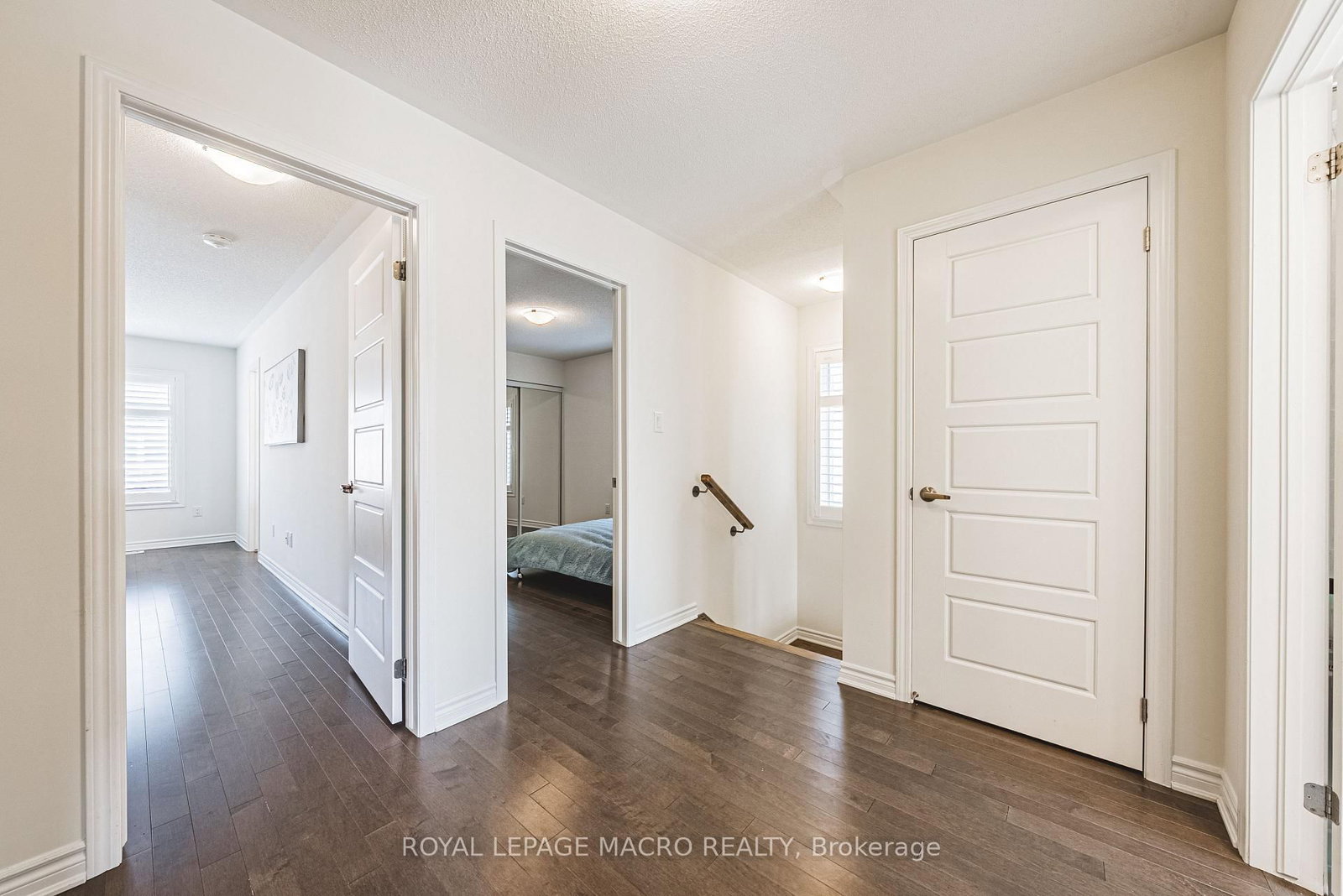 728 Kennedy Circle W - Photo 24