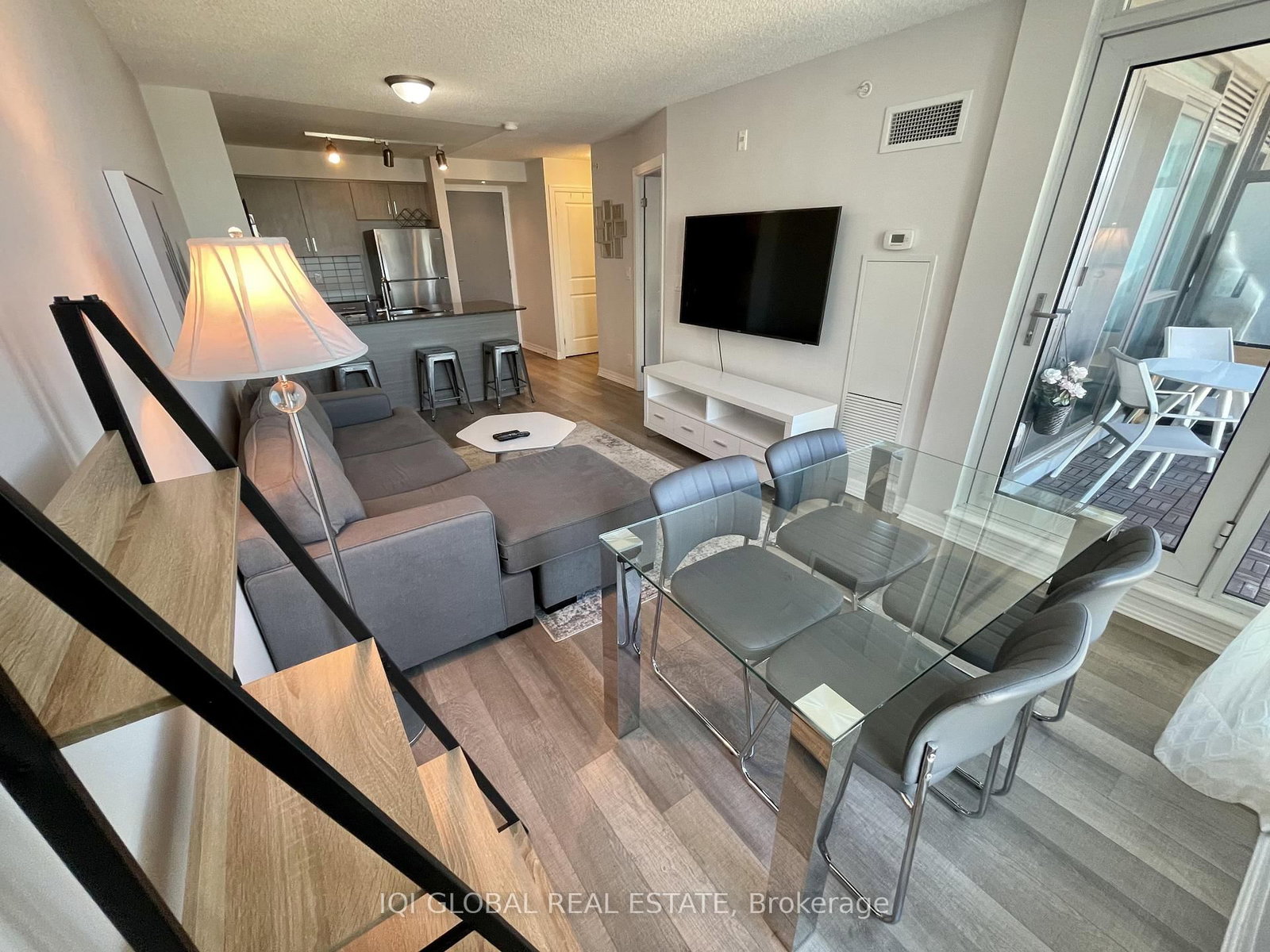 80 Esther Lorrie Drive, Unit 1022 - Photo 19