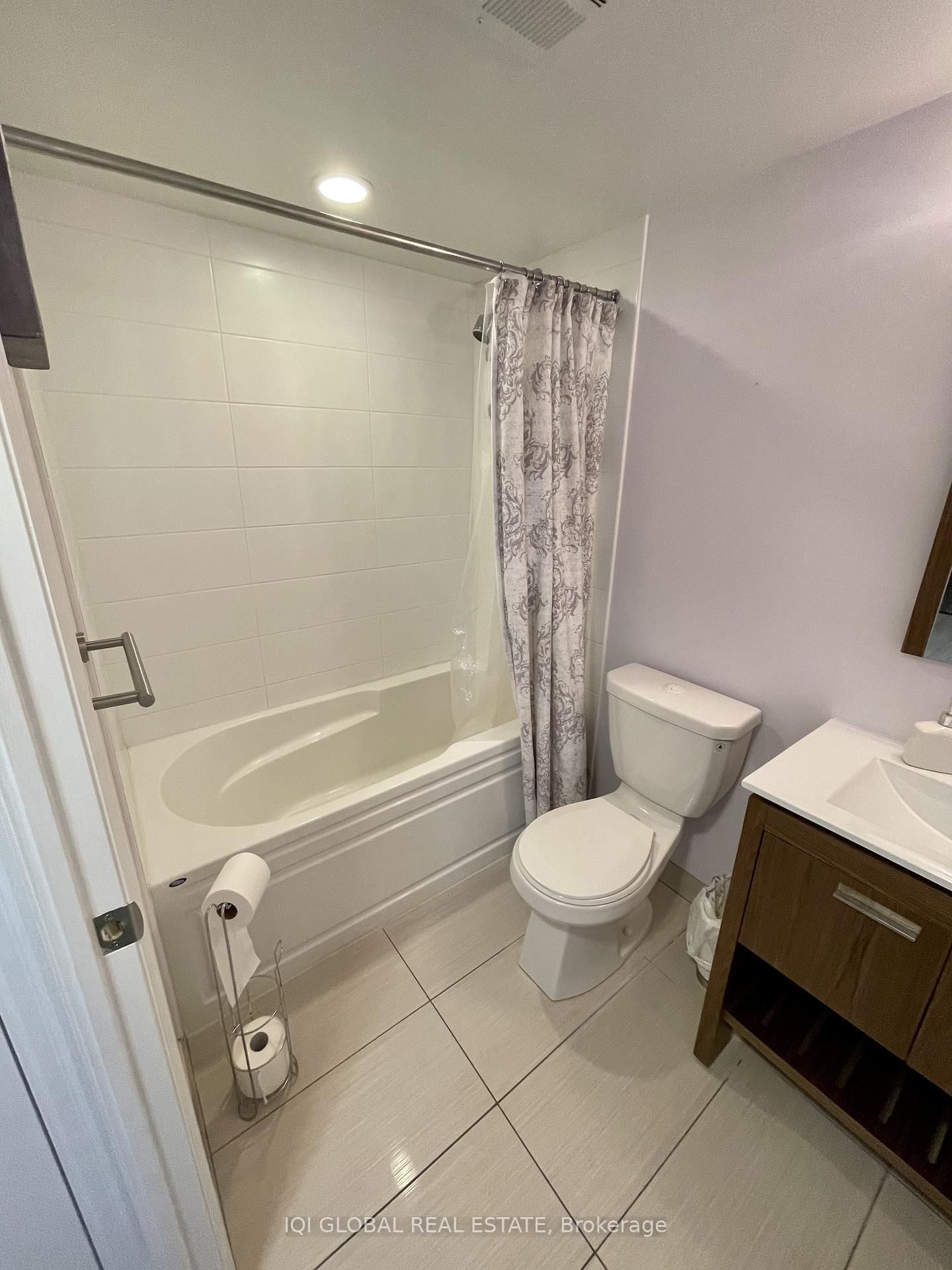 80 Esther Lorrie Drive, Unit 1022 - Photo 32