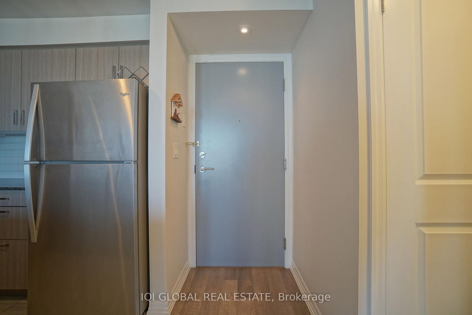 80 Esther Lorrie Drive, Unit 1022 - Photo 4