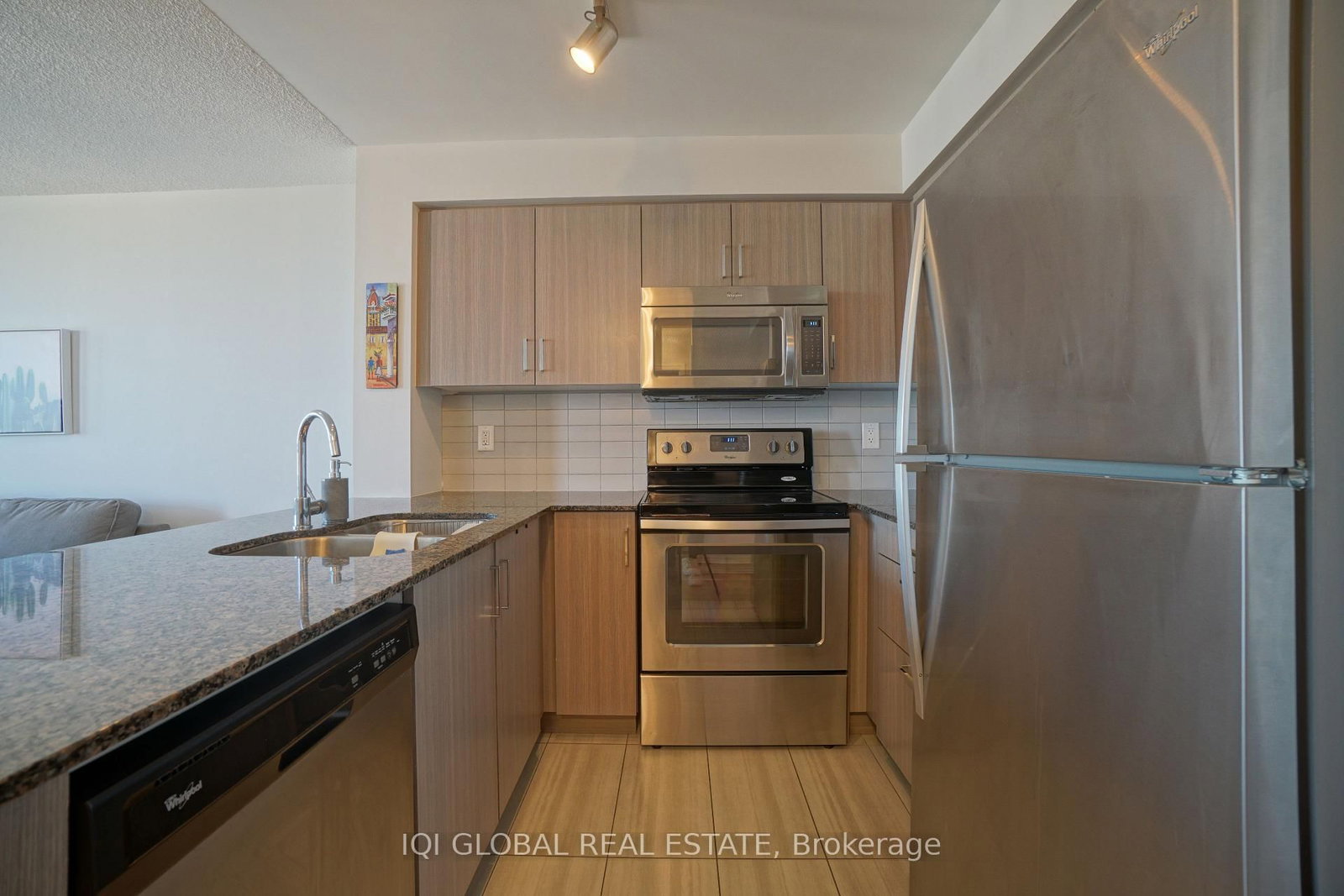 80 Esther Lorrie Drive, Unit 1022 - Photo 5