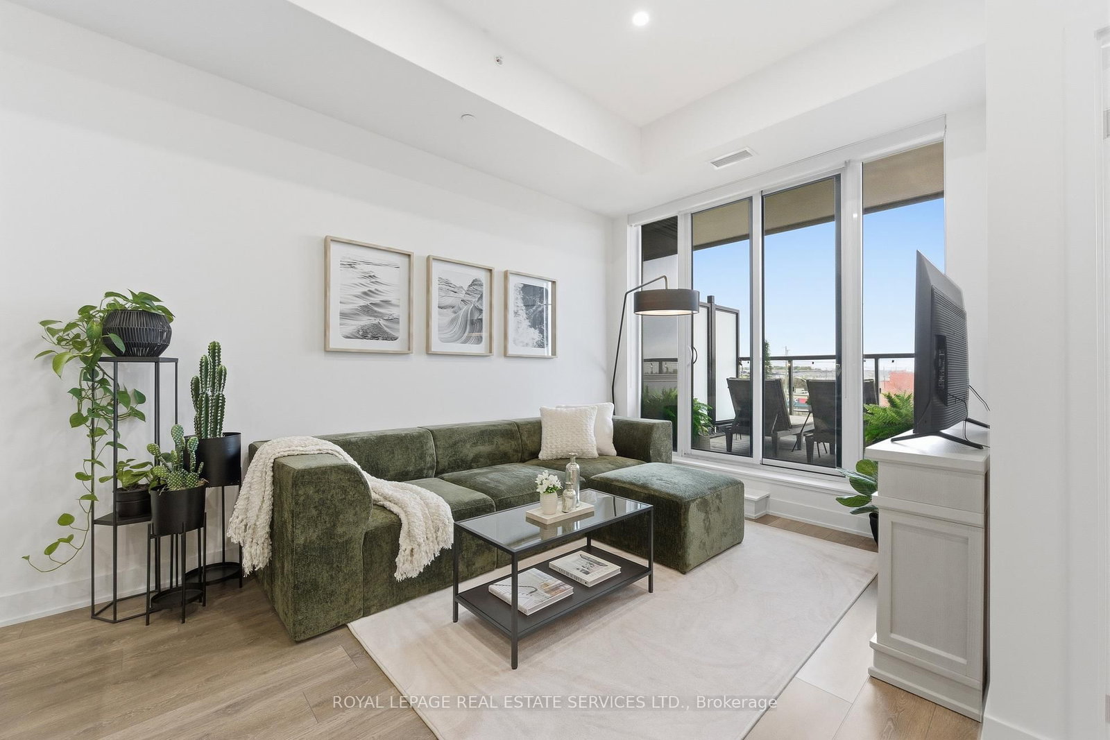 297 Oak Walk Drive, Unit 314 - Photo 6