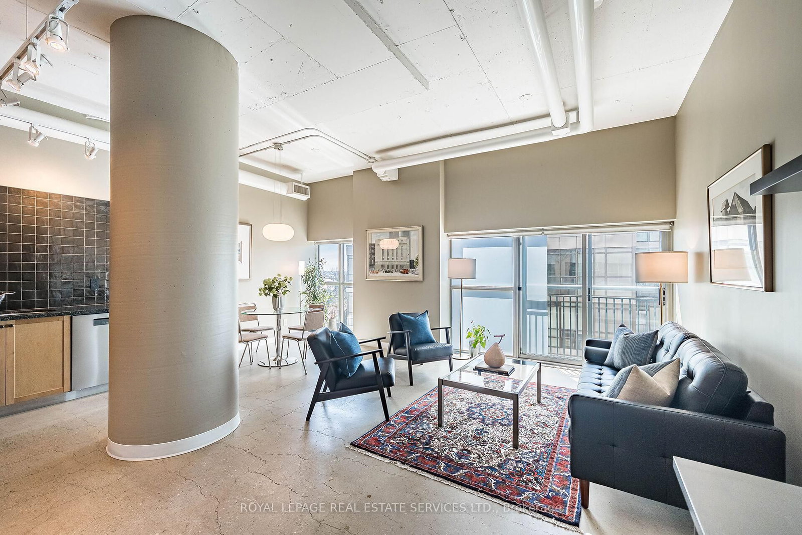 Property at 2 Fieldway