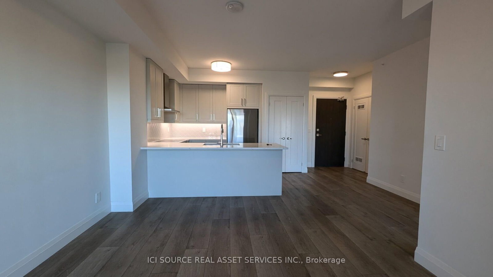 500 Brock Avenue, Unit 806 - Photo 2