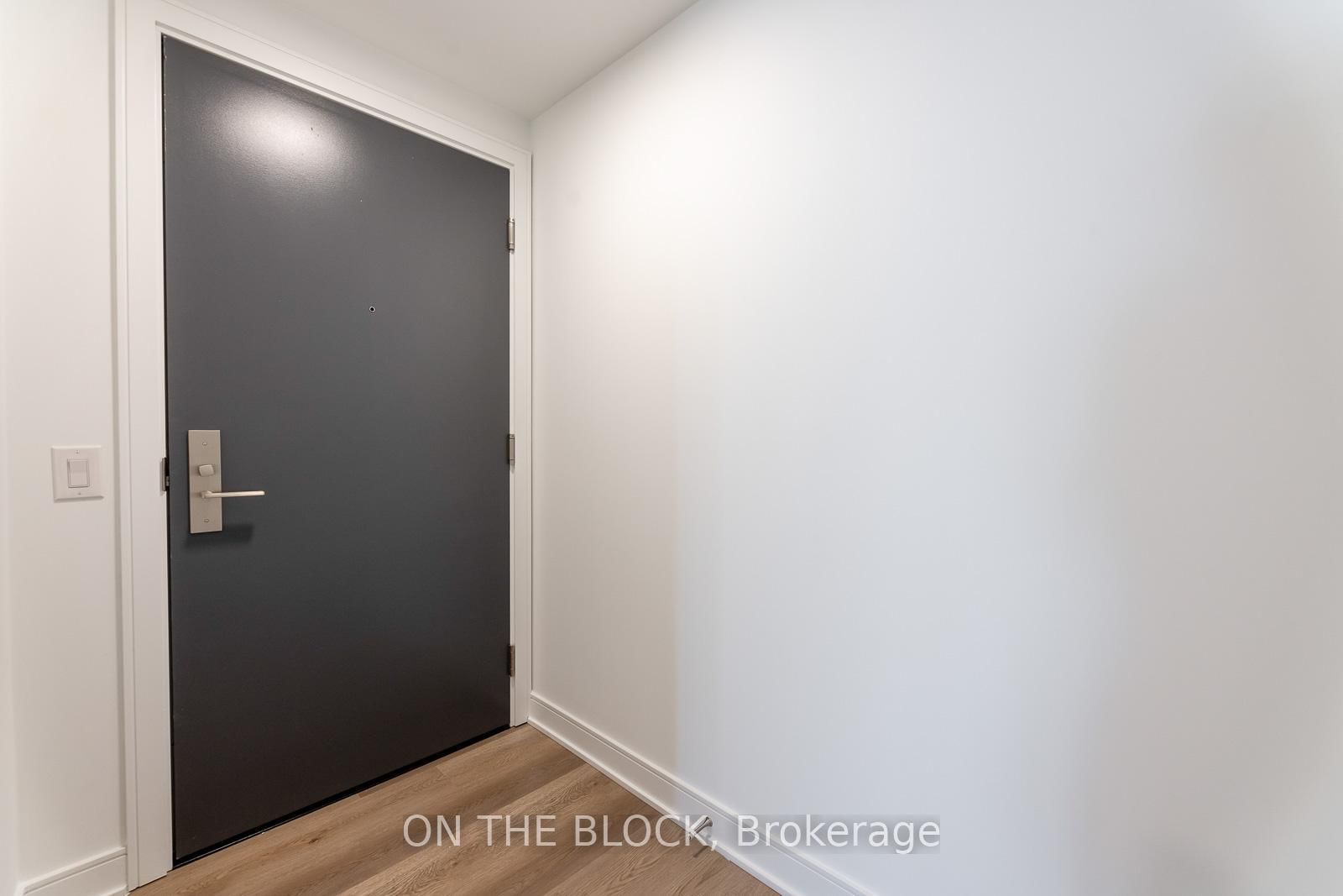 86 Dundas Street E, Unit 1204