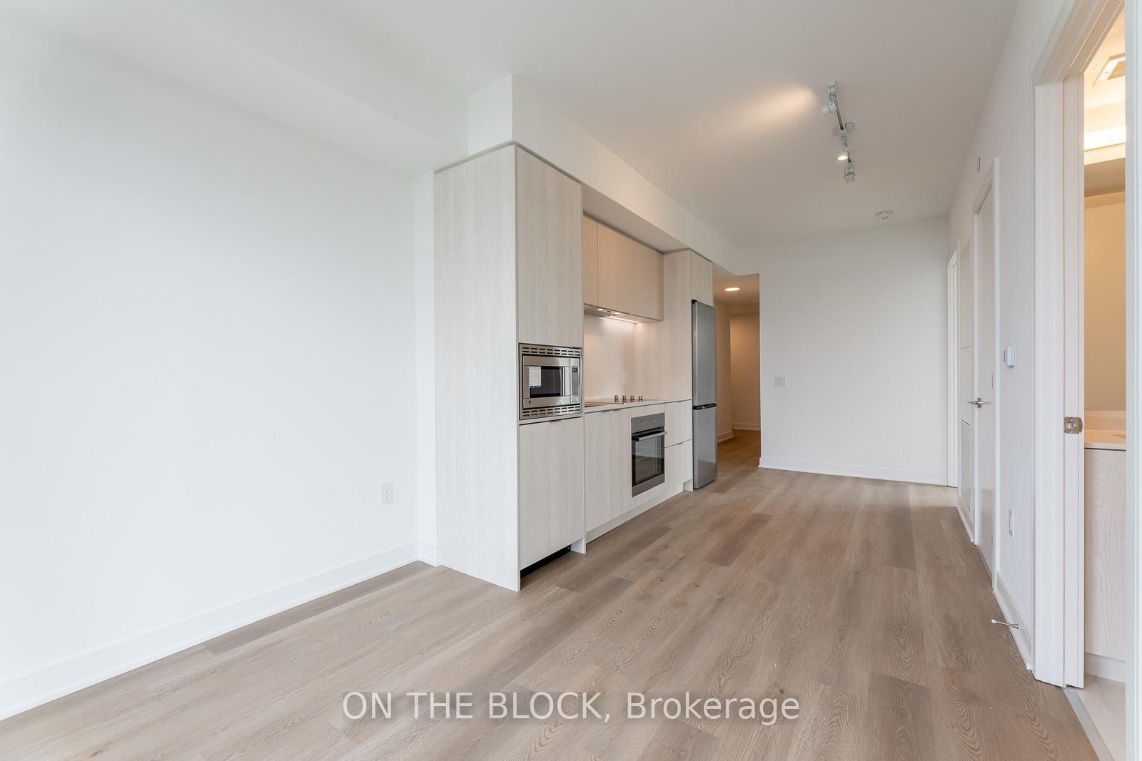 86 Dundas Street E, Unit 1204 - Photo 11