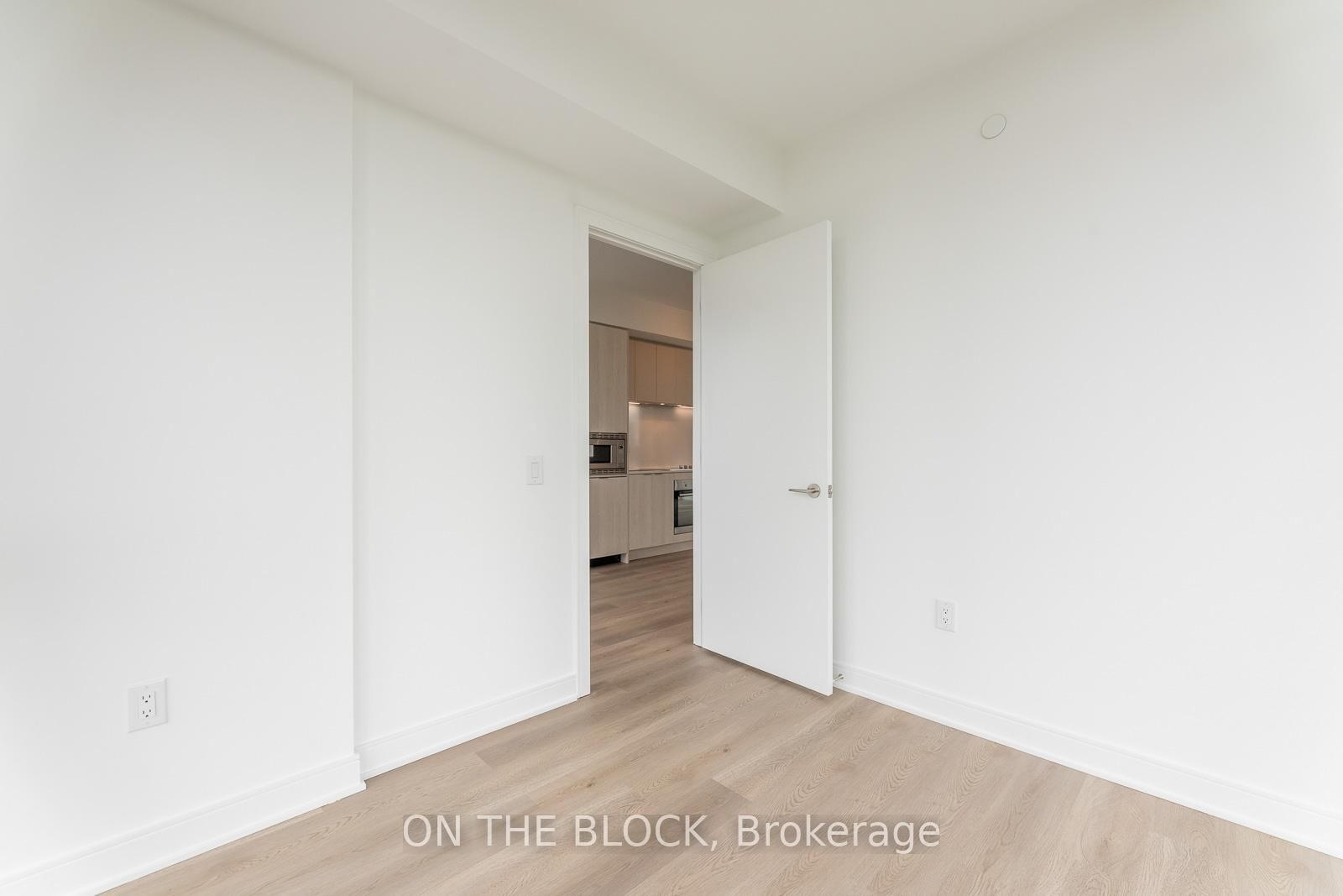 86 Dundas Street E, Unit 1204 - Photo 13