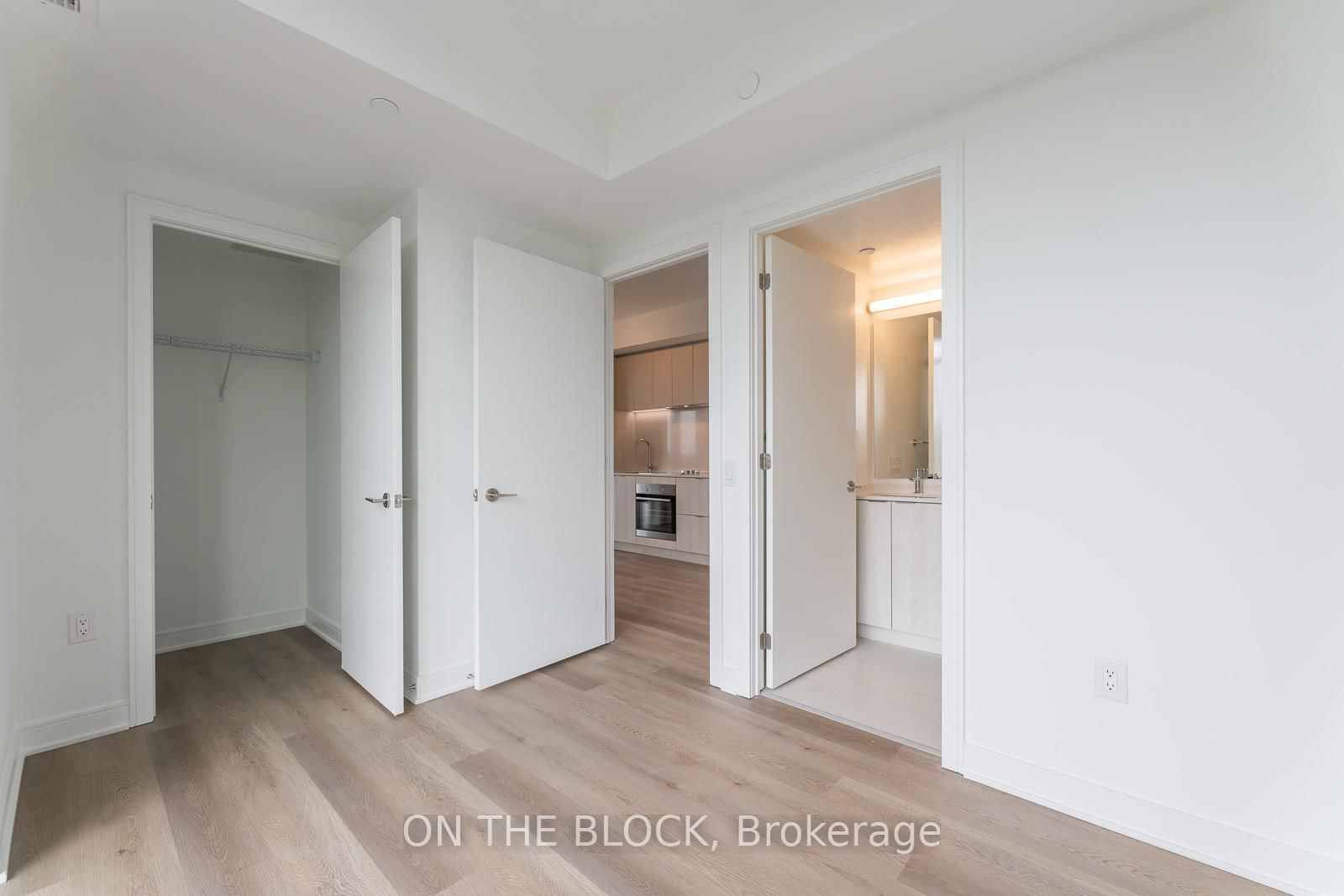 86 Dundas Street E, Unit 1204 - Photo 17