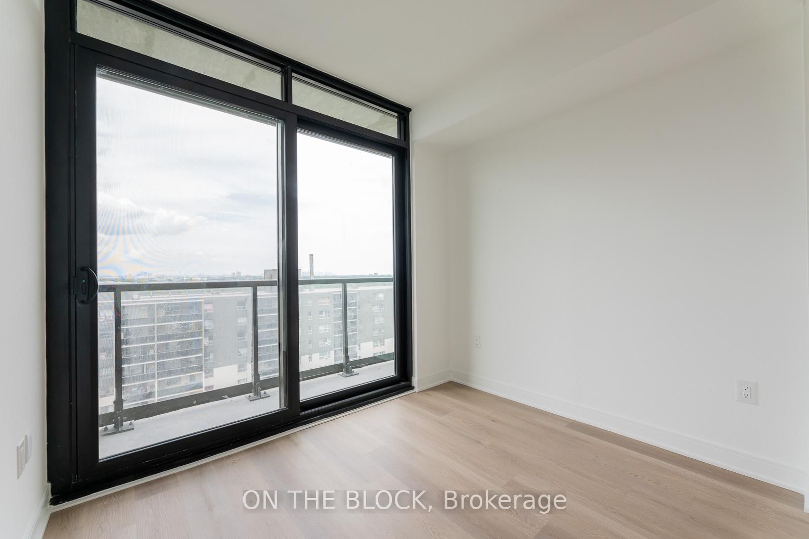 86 Dundas Street E, Unit 1204 - Photo 7