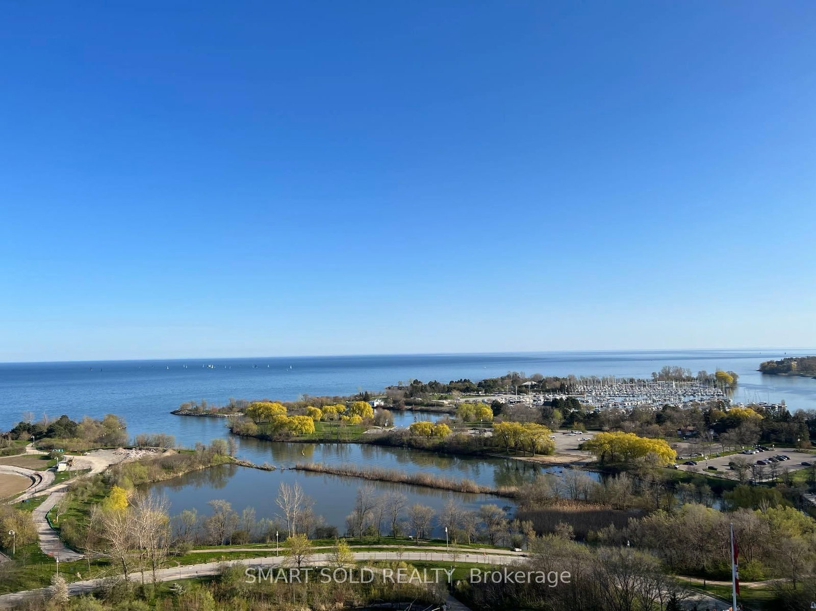 20 Shore Breeze Drive, Unit 1501 - Photo 8