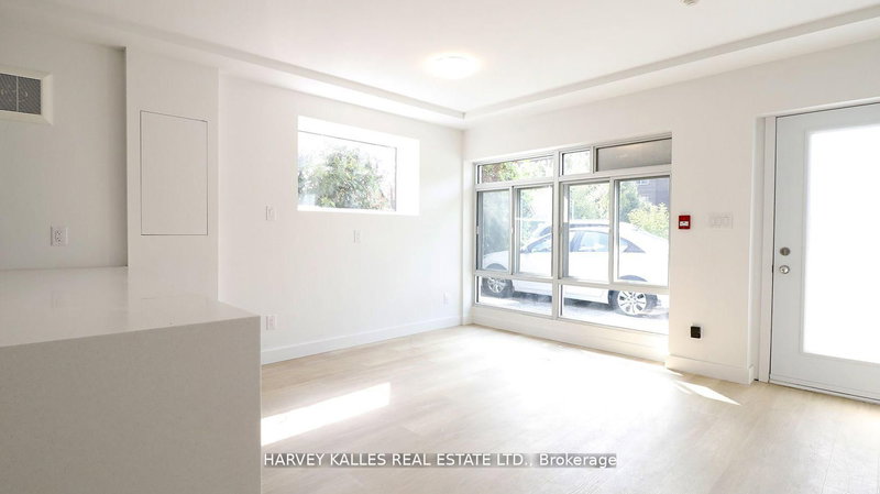 7 - 23 Cannon Rd, Toronto, M8Y 1R8 | Image 2