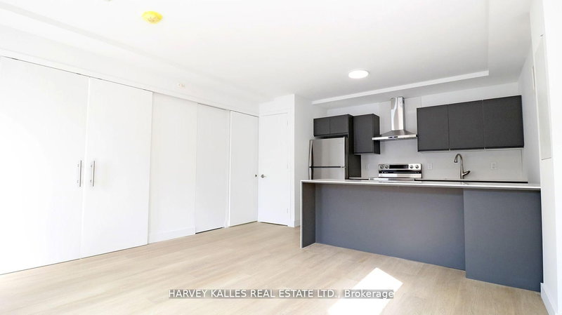 7 - 23 Cannon Rd, Toronto, M8Y 1R8 | Image 3