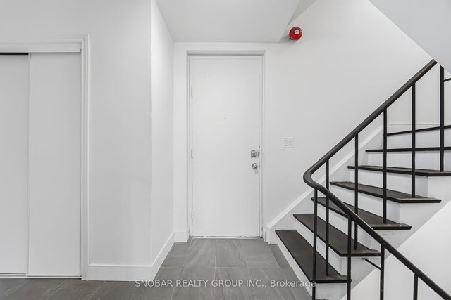 11 - 3308 The Credit Woodlands