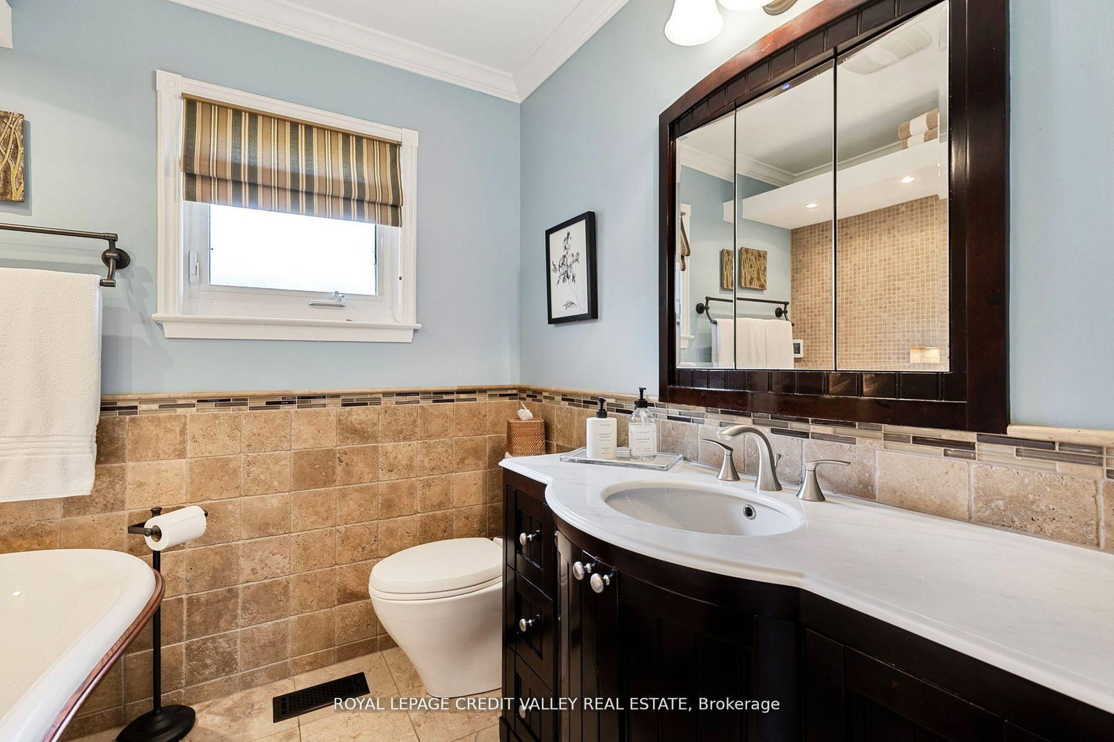 24 Ladore Drive - Photo 20