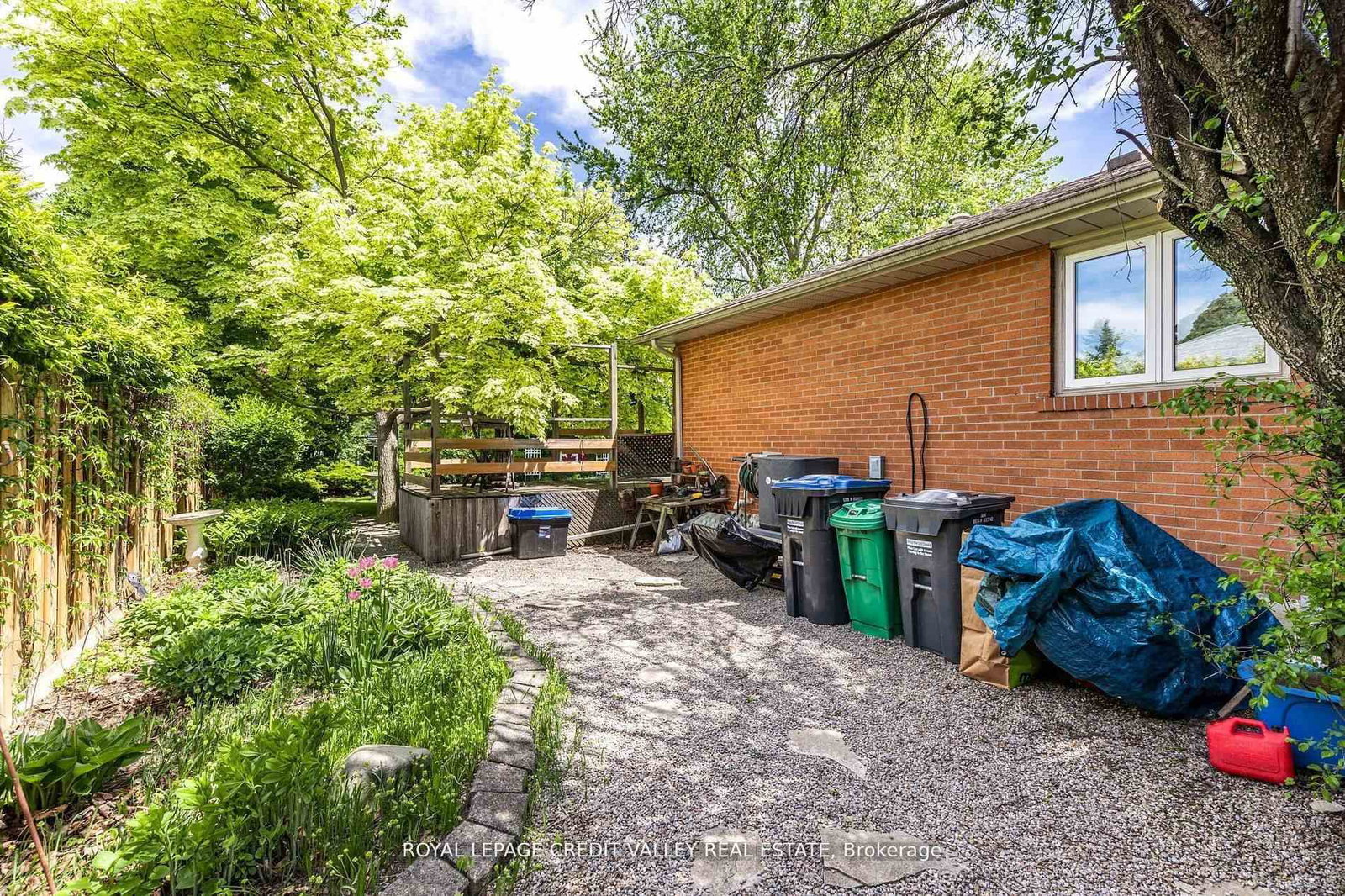 24 Ladore Drive - Photo 30