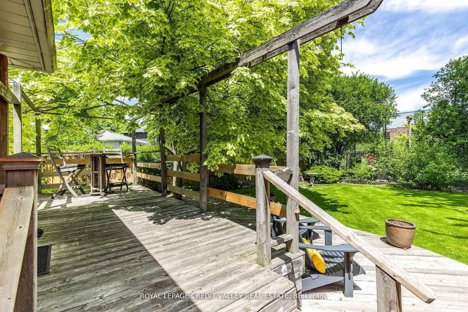 24 Ladore Drive - Photo 41