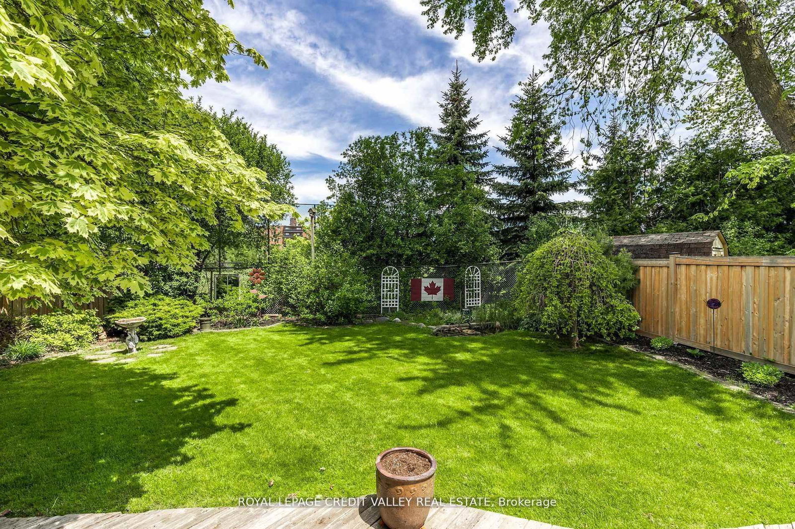 24 Ladore Drive - Photo 44