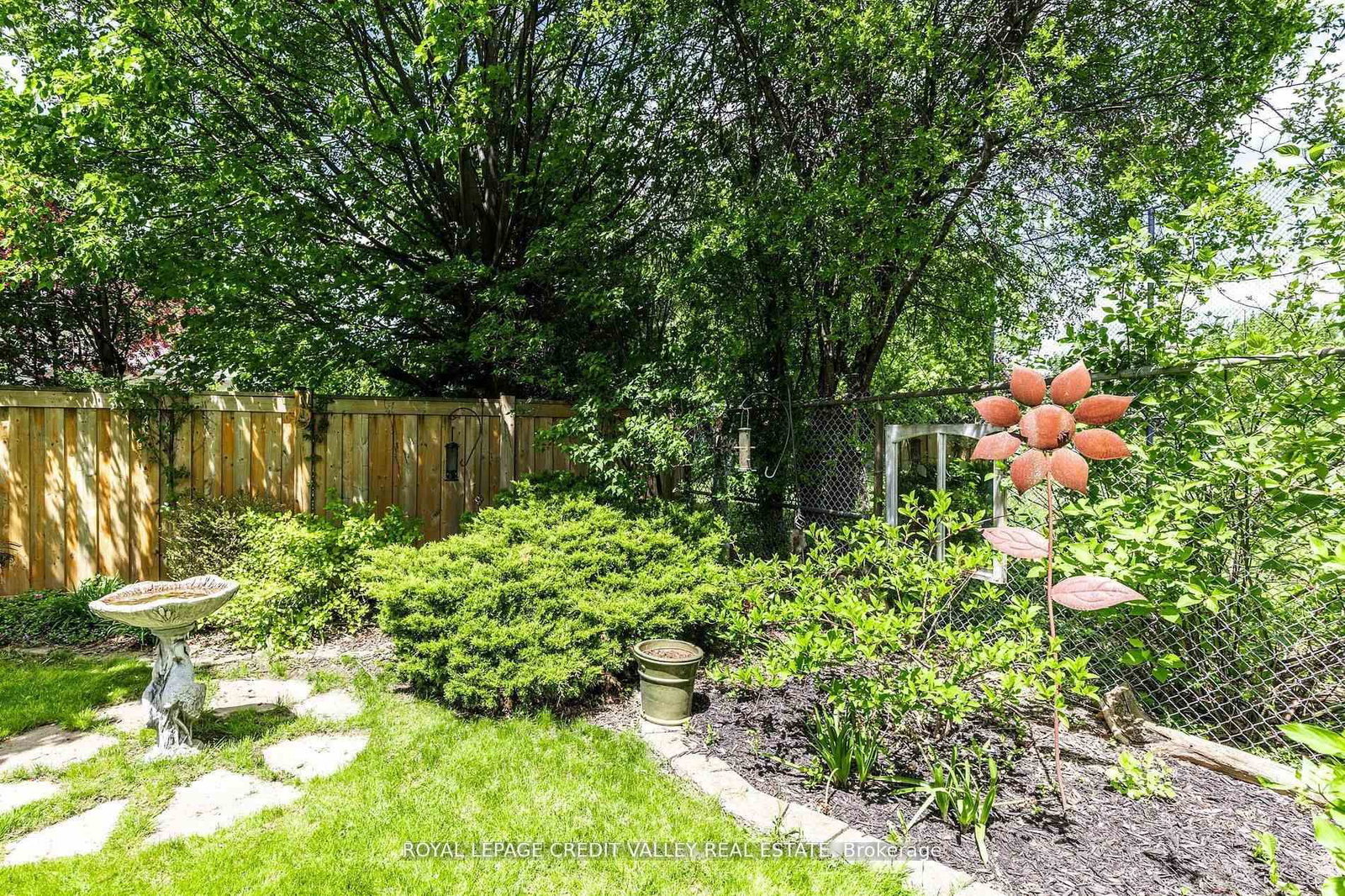 24 Ladore Drive - Photo 49