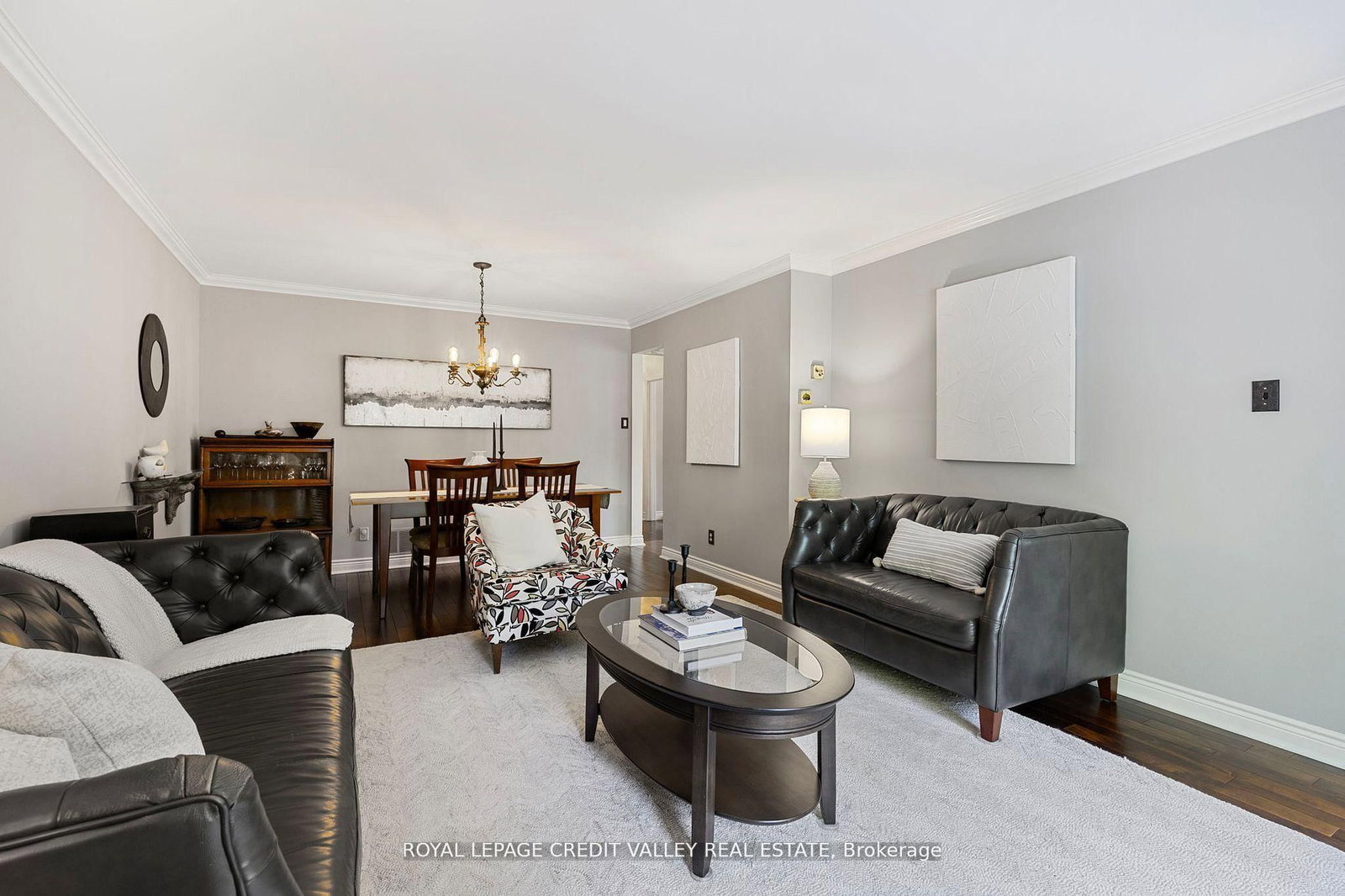 24 Ladore Drive - Photo 5