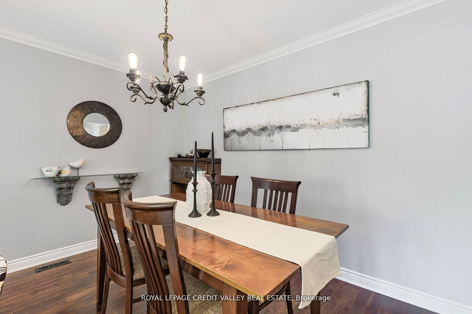 24 Ladore Drive - Photo 7