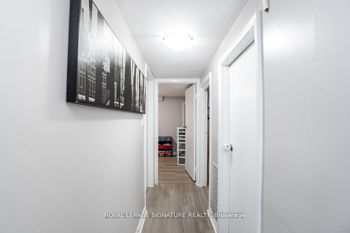 1078 Eastmount Avenue, Unit 2 - Photo 13