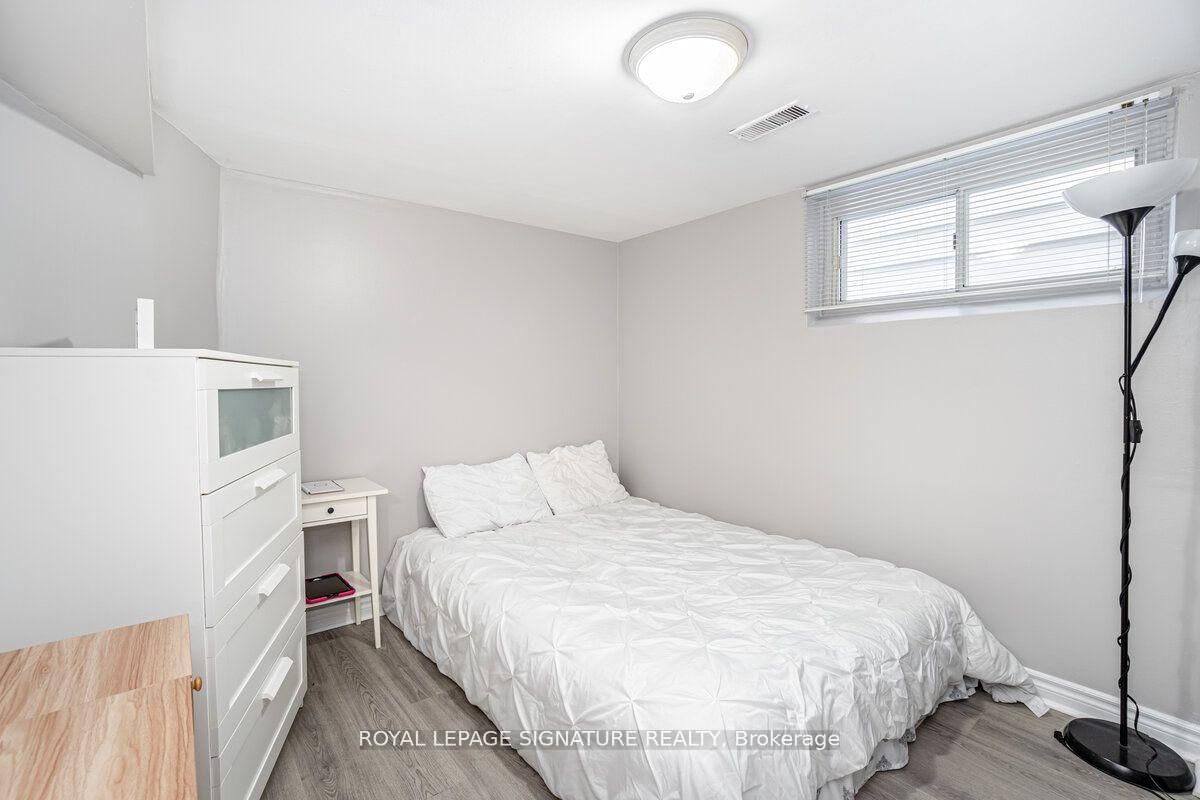 1078 Eastmount Avenue, Unit 2 - Photo 15