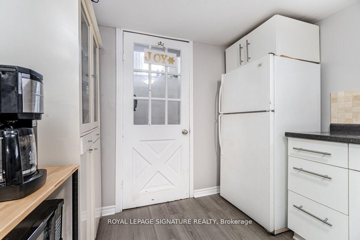 1078 Eastmount Avenue, Unit 2 - Photo 6