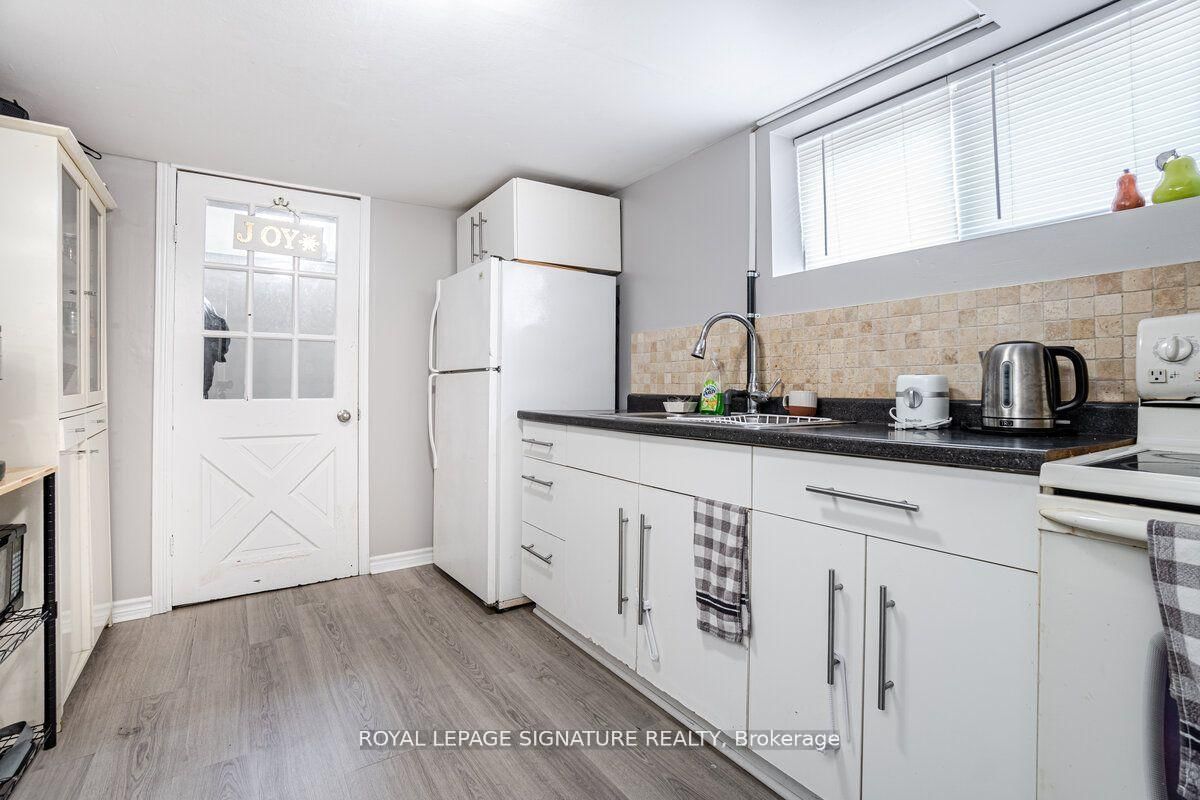 1078 Eastmount Avenue, Unit 2 - Photo 8