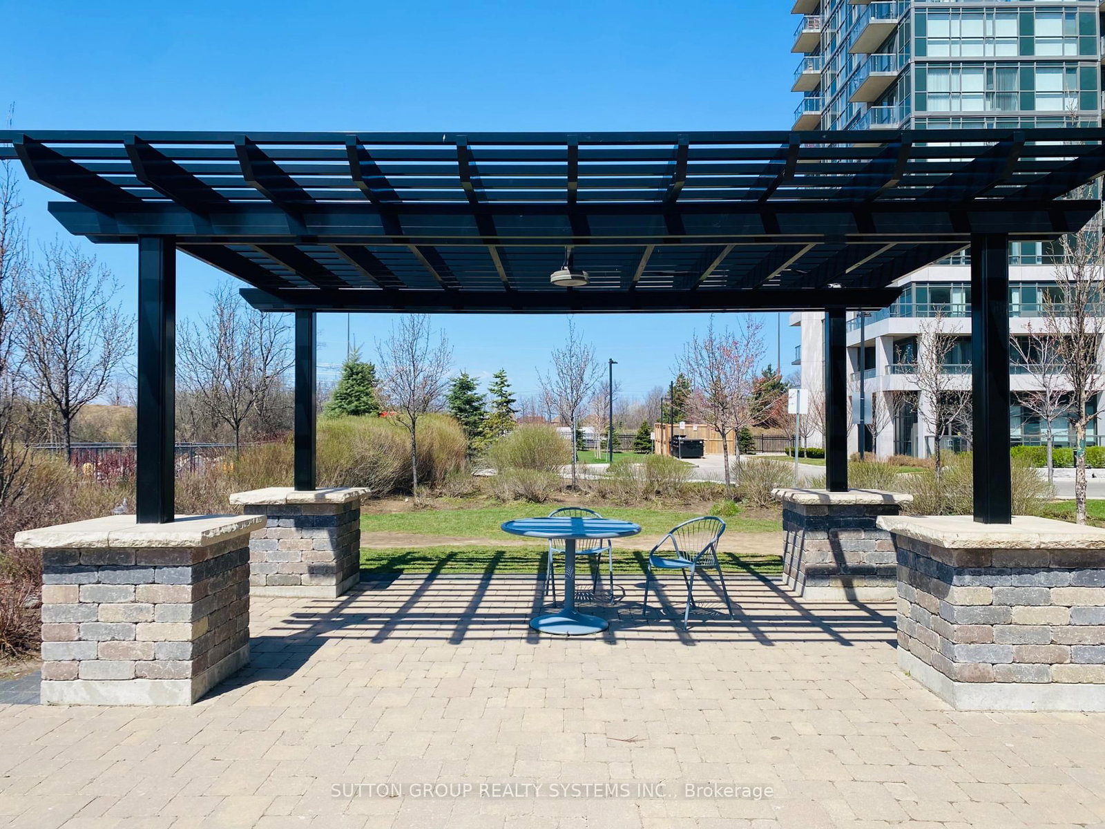 349 Rathburn Road W, Unit 301 - Photo 19