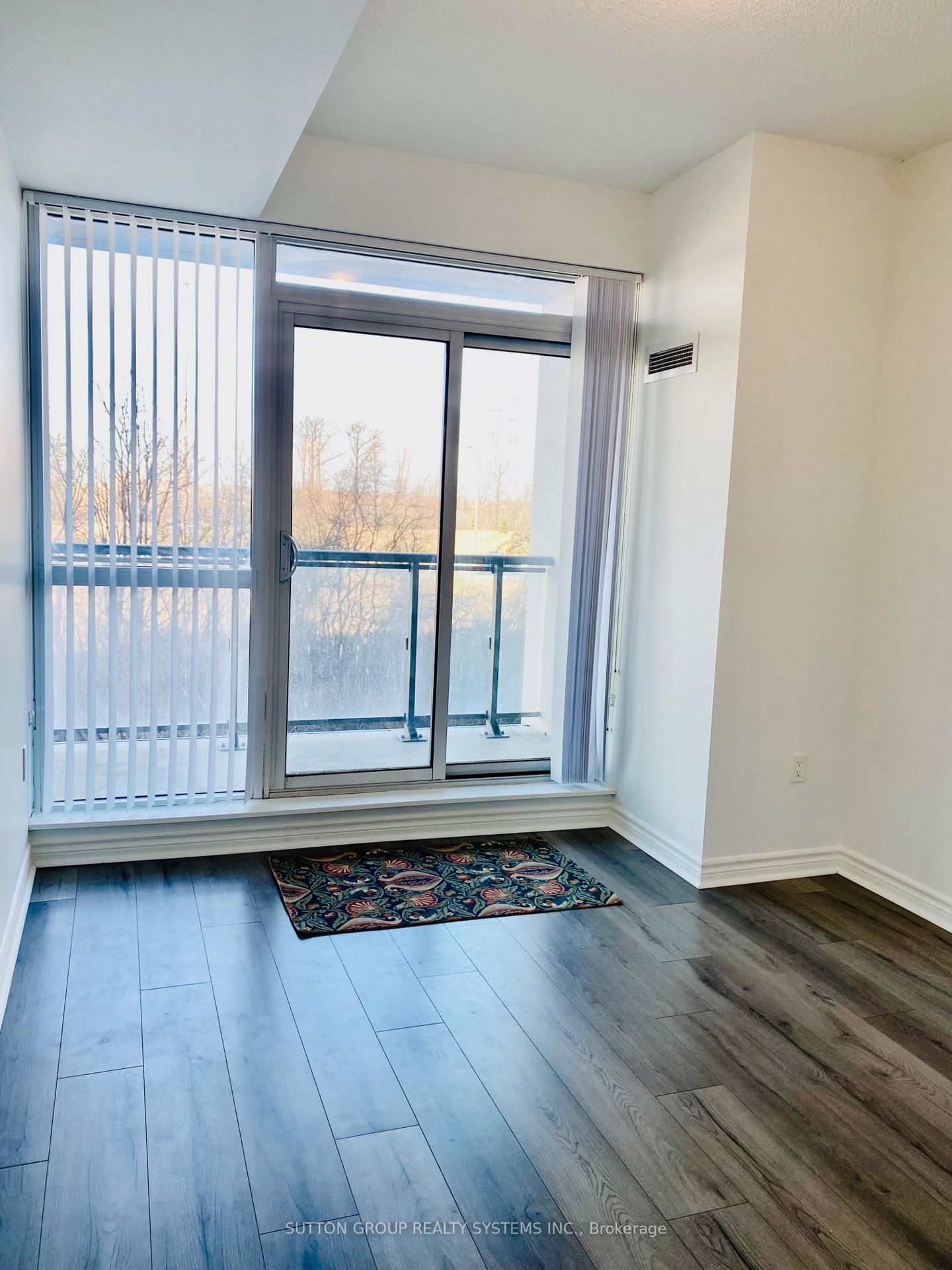 349 Rathburn Road W, Unit 301 - Photo 9