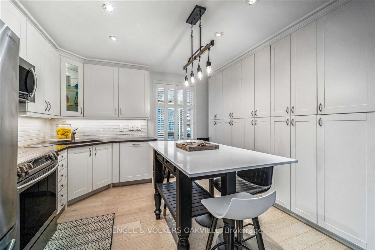 38 John Street S - Photo 15