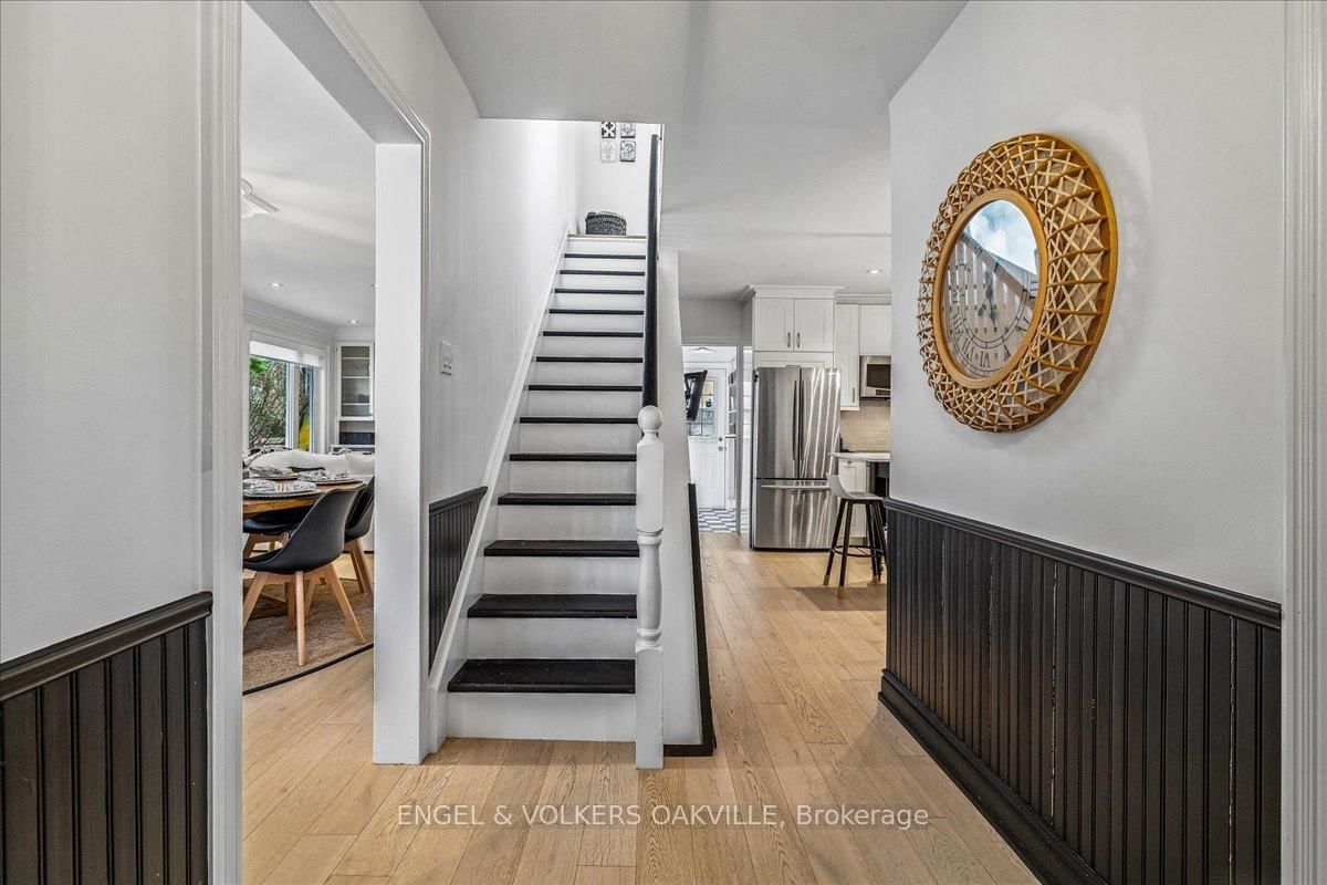 38 John Street S - Photo 4