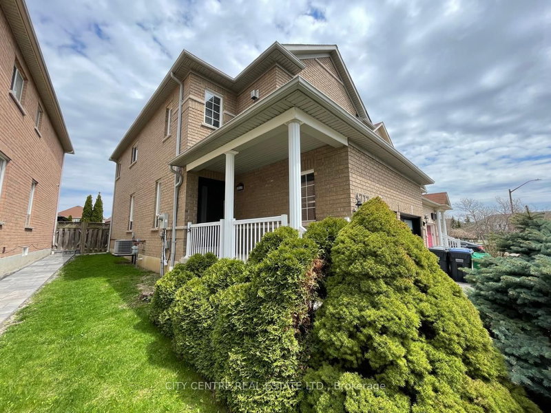 4777 Glasshill Grve, Mississauga, L5M 7R6 | Image 3