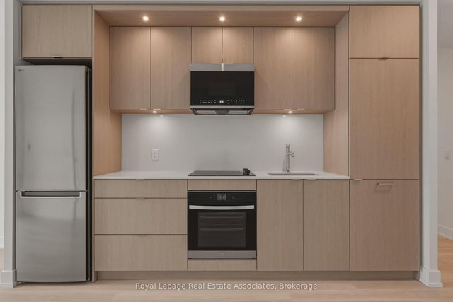 1802 - 25 Cordova Avenue