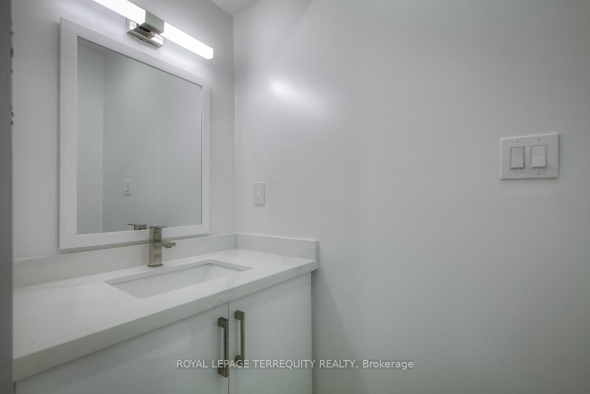 135 Jane Street, Unit 1 - Photo 15