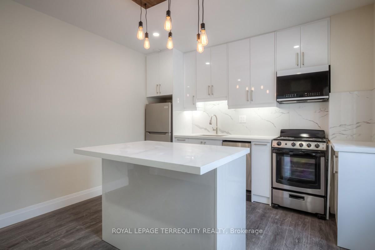 135 Jane Street, Unit 1 - Photo 7