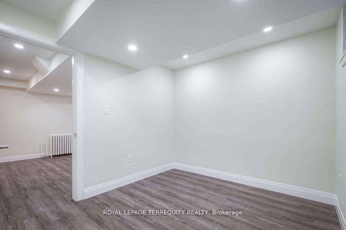 135 Jane Street, Unit 5 - Photo 18