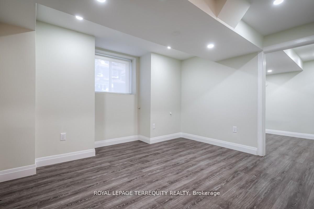 135 Jane Street, Unit 5 - Photo 27